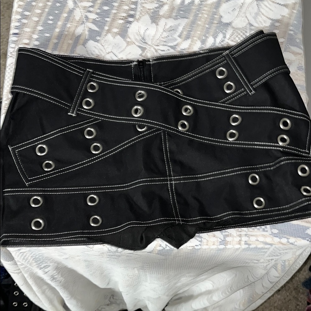 SHEIN Black Mini Skirt with Grommet Details